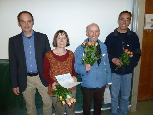 v.l.: 1. Vors. Dirk Niethammer, Barbara Strauß, Odwin Hoffrichter, Helmut Bliklen