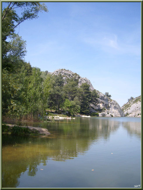 Le lac de Peiroou et ses reflets à Saint Rémy de Provence, Alpilles (13)