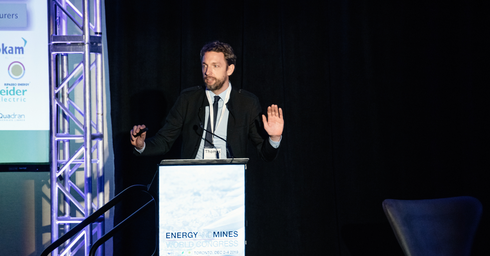 THEnergy CEO, Thomas Hillig, during a presentation at the Energy and Mines World Congress 2019 in Toronto - (c) Energy and Mines - approved for media publication with source: Energy and Mines