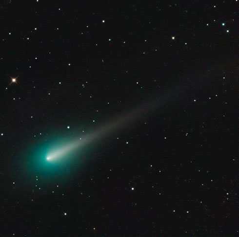 Der Komet ISON, aufgenommen am 08.10.2013 vom Mount Lemmon SkyCenter als er das Sternbild Löwe passierte. By Adam Block/Mount Lemmon SkyCenter/University of Arizona [CC-BY-SA-3.0 (http://creativecommons.org/licenses/by-sa/3.0)], via Wikimedia Commons