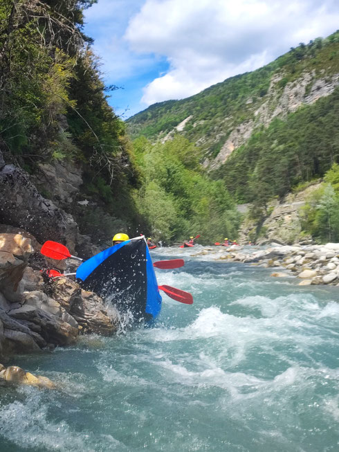 Canoe Verdon Gorges, canoe verdon, verdon canoe, verdon kayak, canoe castellane verdon, airboat verdon, hotdog canoe verdon, canoe provence, canoe cote azur, canoe alpes sud, cano kayak verdon, canoe raft verdon, kayak raft verdon, airboat kayaking verdon