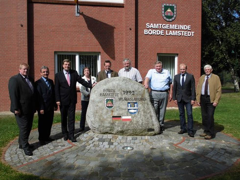 Enak Ferlemann mit Vertretern der Samtgemeinde Börde Lamstedt