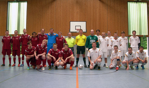 Futsalicious Essen e.V. Futsal Testspiel Erste Mannschaft gegen Zweite Mannschaft am 07.05.2011 in Essen, NRW