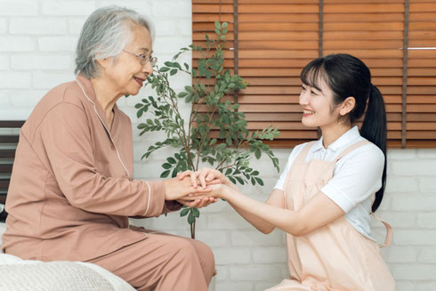 訪問介護をする様子