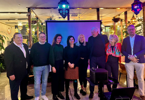 Freude bei den prämierten Vereinen und dem Rotary Club Wuppertal-Süd