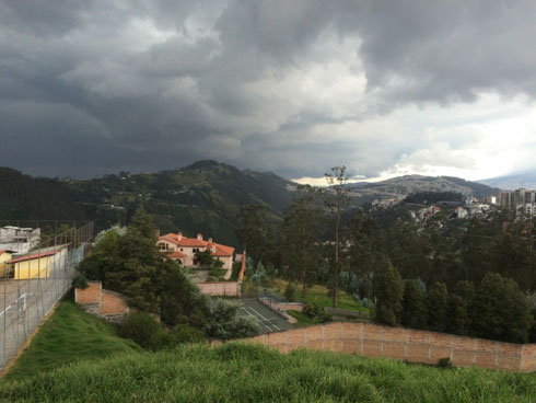 Quito von Bellavista Alta aus gesehen