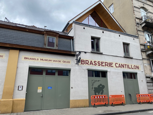 la facciata della cantina Cantillon