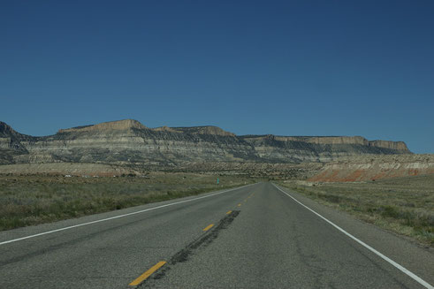 Highway in der Wüste, USA