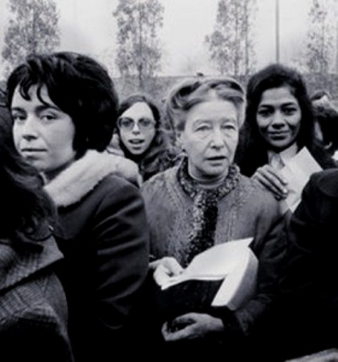 "En velopdragen ung piges erindringer" , af Simone de Beauvoir