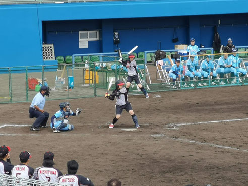 この球をレフト前に打ち返しました!