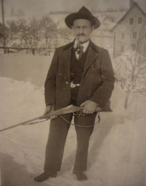 Der «Pantherjäger» Richard Müller vom Ricken (Bild: eschenbach.ch)