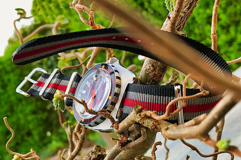 Nato XT »Red Heritage« an Camy Superauto Sevenseas