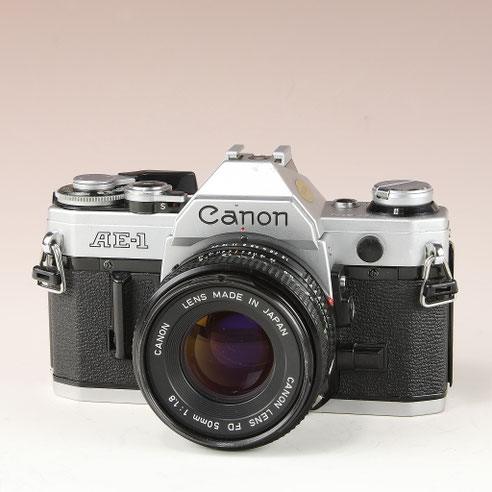 CANON AE-1     1976  ©  engel-art.ch