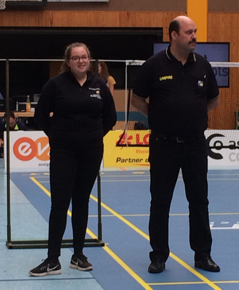 Bianca neben Schiedsrichterwart Oliver Schönborn