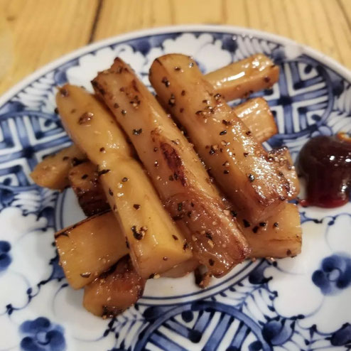 屋台：長浜のひろし、料理：焼きメンマ