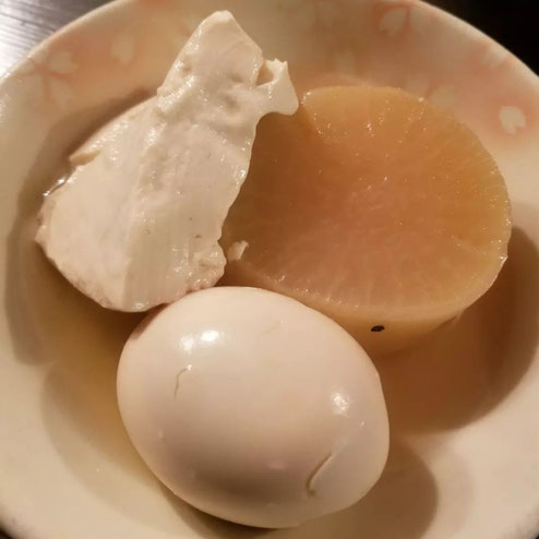 屋台：対洲軒、料理：おでん