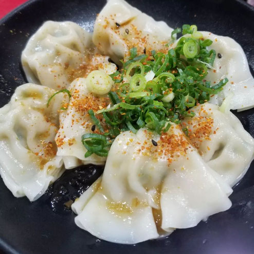 屋台：丸十、料理：博多一口餃子