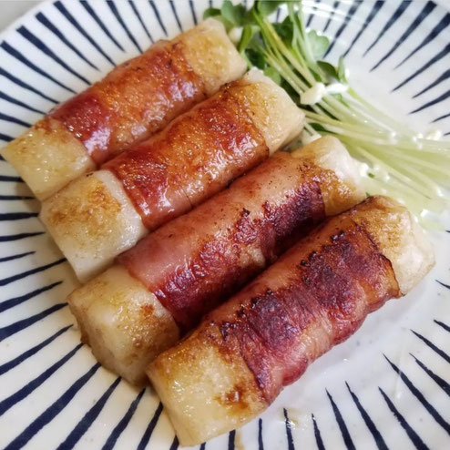 屋台：たかちゃん、料理：もちベーコン