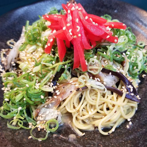屋台：伸龍、料理：焼ラーメン