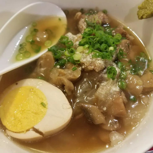 屋台：喜柳、料理：牛すじの煮込み