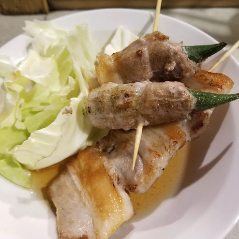屋台：錦ちゃん、料理：豚ばら、オクラ巻