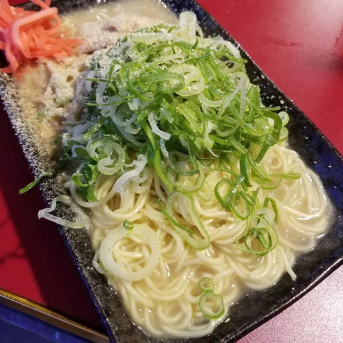 屋台：たけちゃん fr 司、料理：焼きラーメン