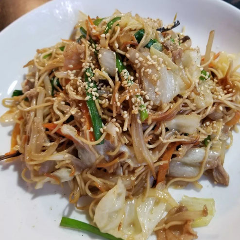 屋台：鬼多郎　天神店、料理：焼きラーメン