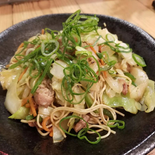 屋台：長浜のひろし、料理：焼きラーメン