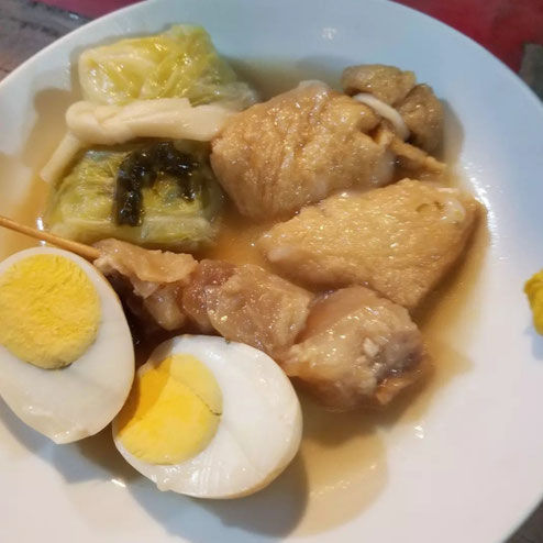 屋台：峰ちゃん、料理：おでん