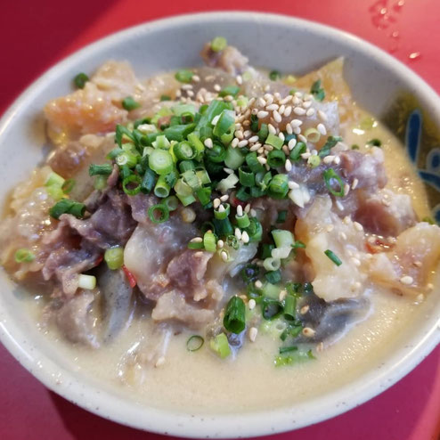 屋台：小金ちゃん、料理：どて焼き(牛スジの味噌煮)
