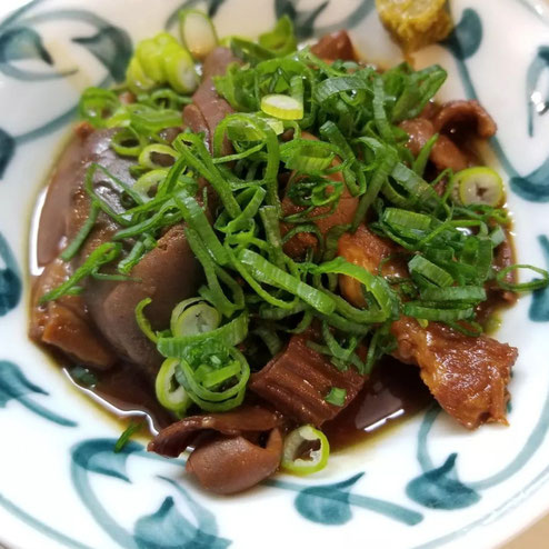 屋台：さよ子、料理：もつ煮込み