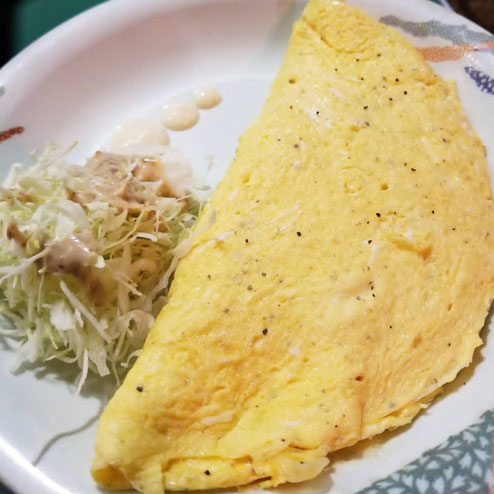 屋台：ちょうちん、料理：ジェフのオムレツ