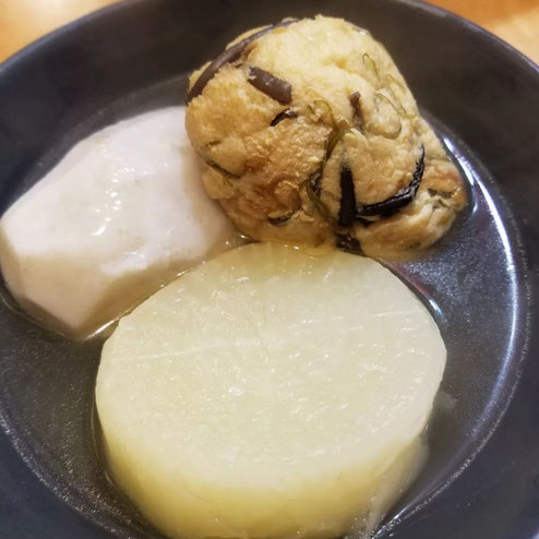 屋台：ぴょん吉、料理：おでん
