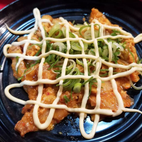 屋台：さつまや、料理：豚キムチ玉子とじ