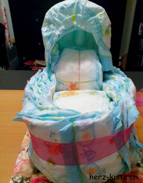 Windelkinderwagen Geschenk Windeln