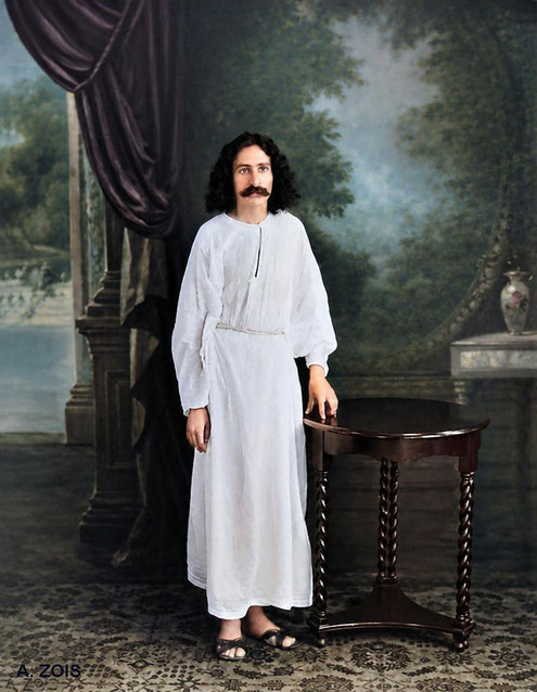 42. 1929 - Bombay, India.