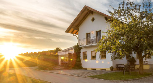 Tel. 08581 96470 Poppenreut 12, 94118 Jandelsbrunn