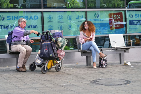 Fotografiewelten, Streetfotografie, Fotowalk, Hamburg, Marburg, urban, Menschsein, Menschlichkeit, Vollwertig,