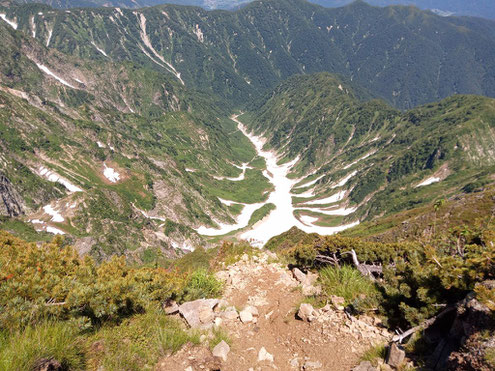 カクネ里雪渓(氷河)