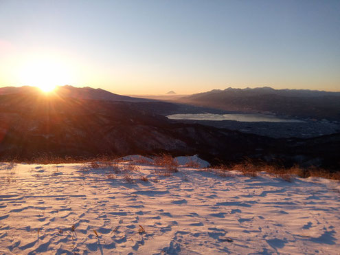 朝を迎えた高ボッチ山