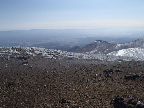 山頂直下より郡山方面