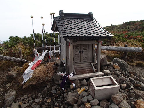 赤倉岳の祠