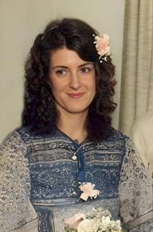 Trimmed image of Sue and enhanced by Anthony Zois.