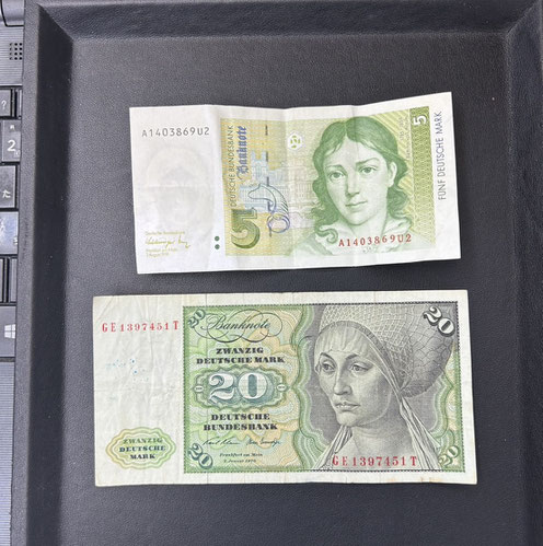 ドイツマルク日本円に換金