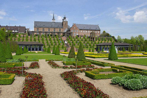 Kloster Kamp mit Terrassengarten