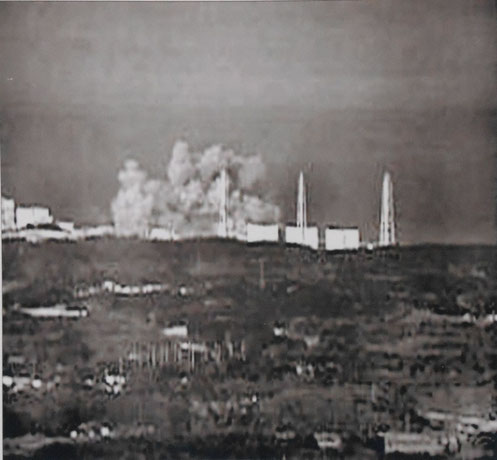 水素爆発をおこした福島第一玄白１号機（３月１２日）