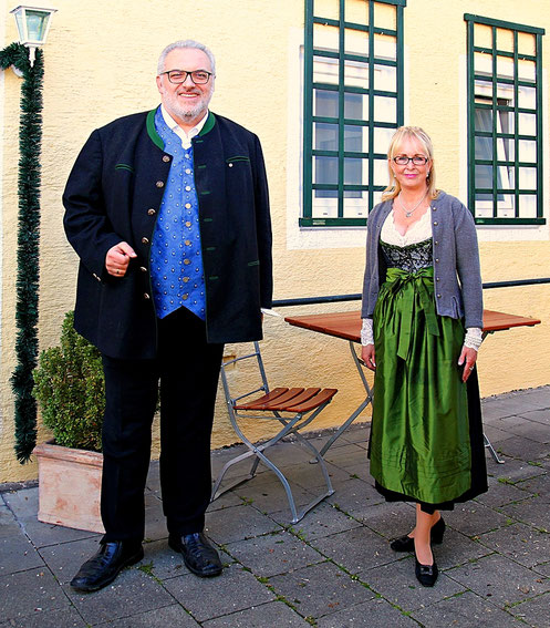 Iris Besemer mit Erich Irlstorfer, Mitglied des Deutschen Bundestags