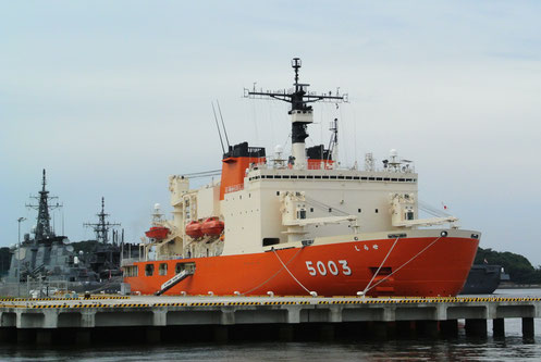 南極観測船「しらせ」、横須賀が母港