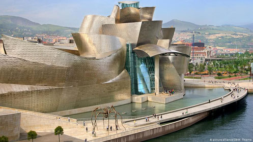 Museo Guggenheim, Bilbao, 1997