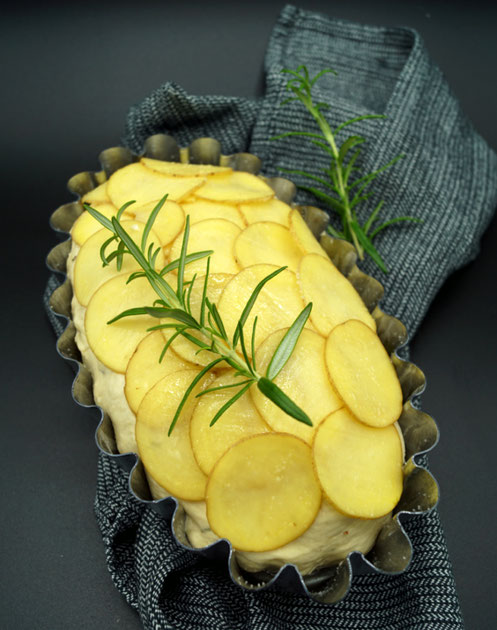 Kartoffelbrot mit Rosmarin - zimtkringel - about food
